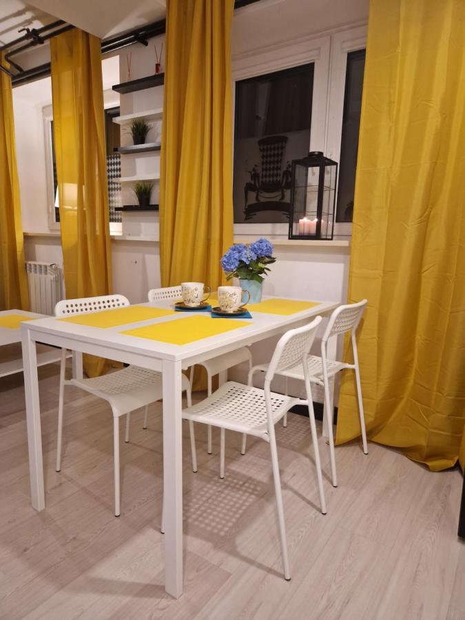 Trzech Krzyzy Apartments Konopnickiej 3 Varşovia Exterior foto
